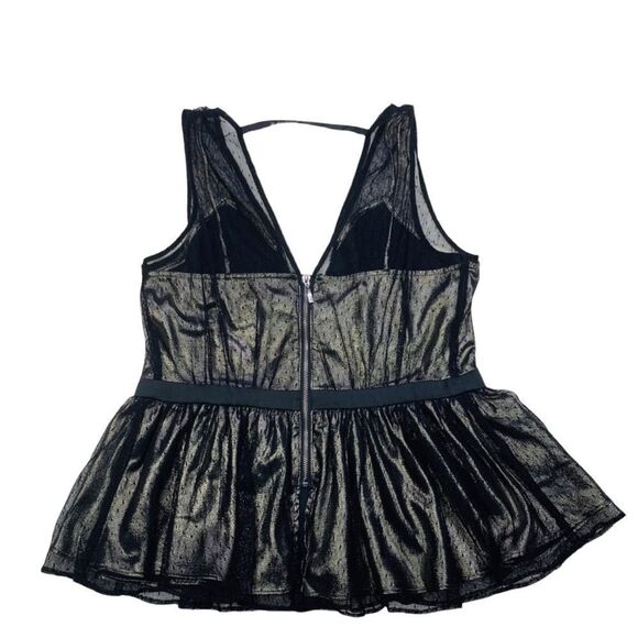 Express Deep V-Neck Metallic Mesh Tank - Size 8 - Picture 10 of 13